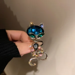 Korean Rhinestone Cat Pendant Brooches For Women Gold Color Alloy Animal Fox Pins Fashion Crystal Corsage Everyday Accessorie