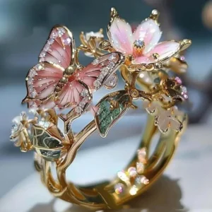 New jewelry, exquisite decoration, fashionable butterfly pattern women's ring